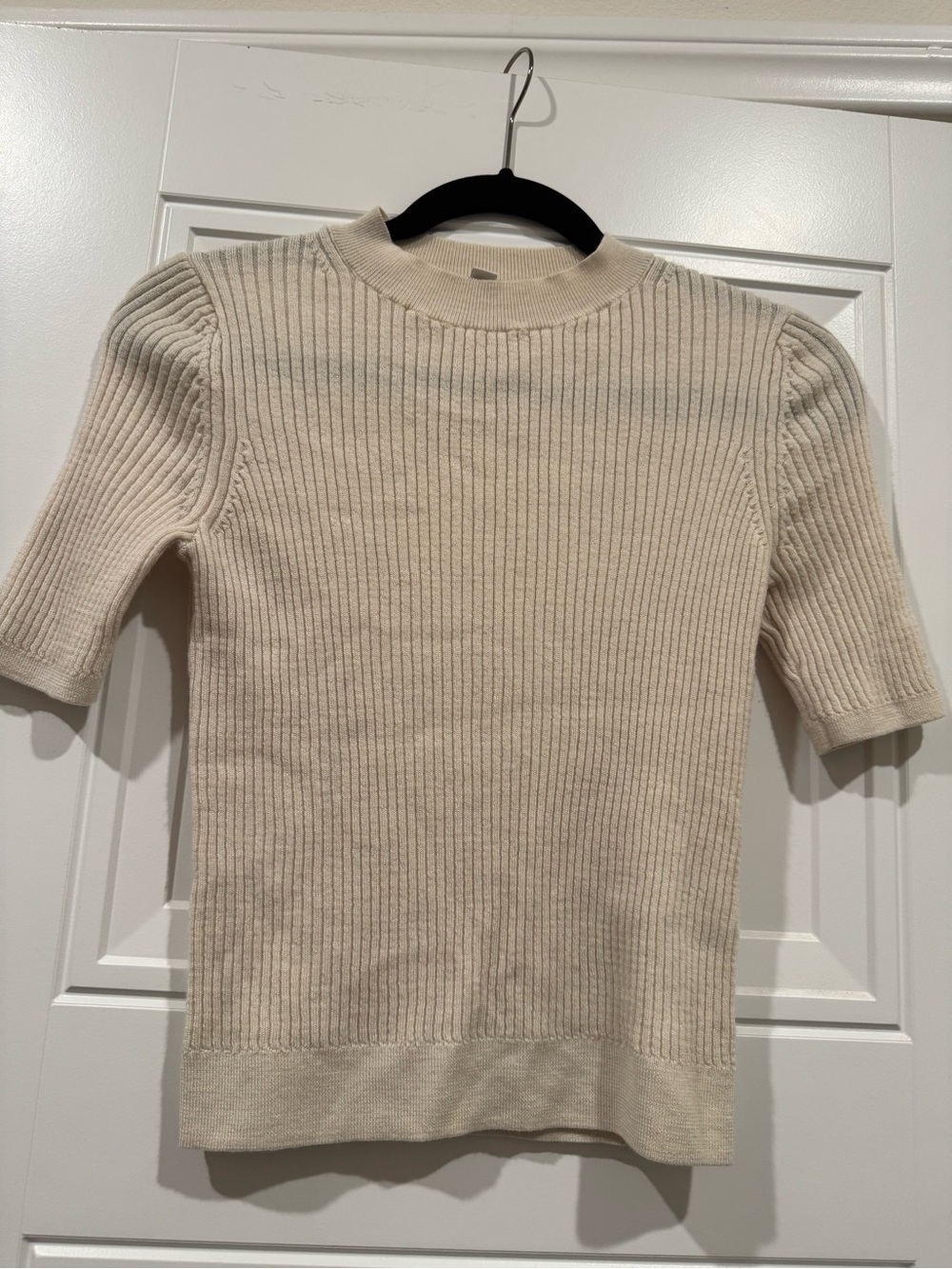 2/10$ Classic Ribbed Knit Top - Picture 4 of 6